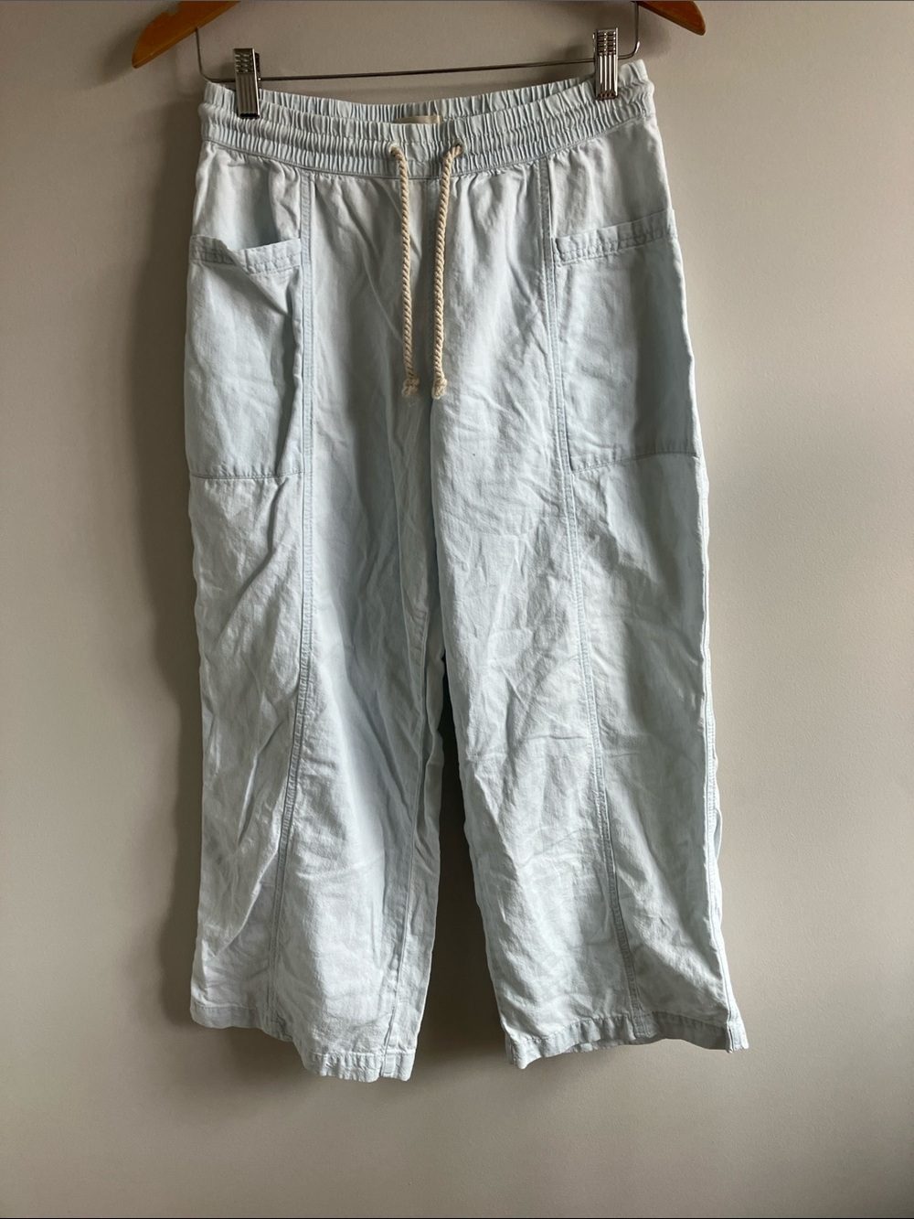 Pact organic cotton Light Blue Drawstring chambray pull on pants size medium